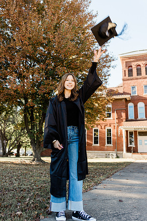 Lauren Hart_Senior (123 of 189)