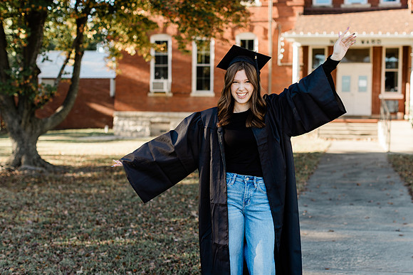 Lauren Hart_Senior (119 of 189)