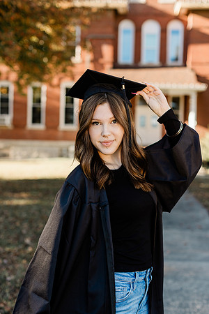 Lauren Hart_Senior (116 of 189)