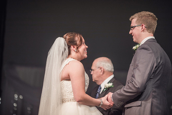 Bolivar Missouri wedding photographer