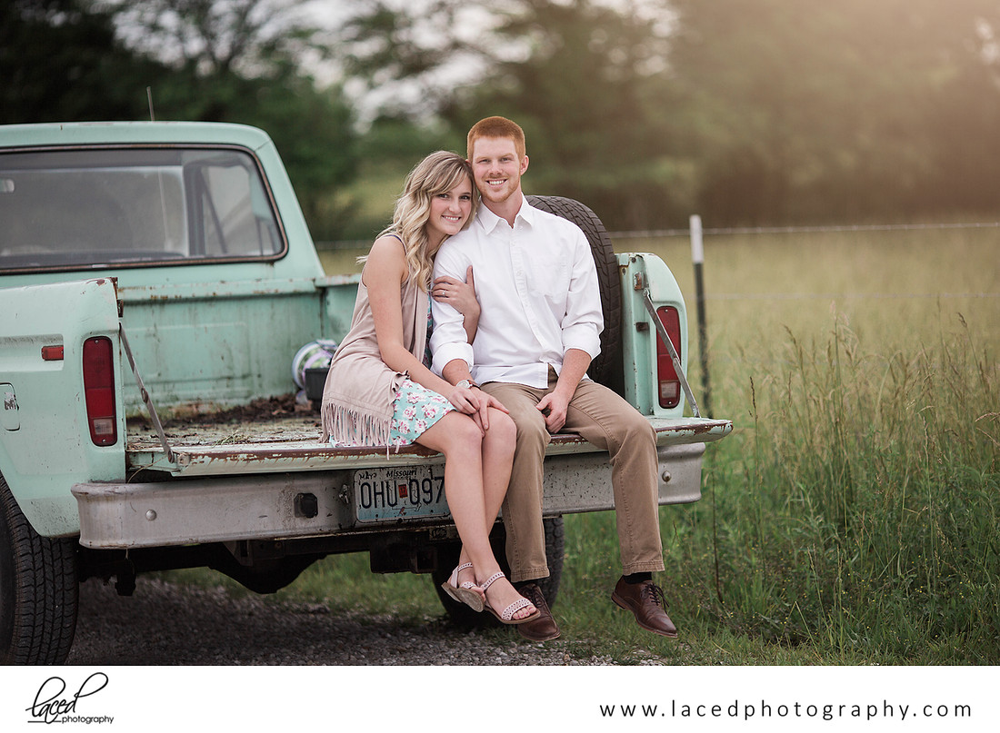 Top Springfield Wedding Photographer, Bolivar, Branson Elopement Photographer, Branson Wedding Venue, Branson Engagement