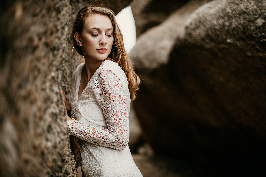 LJ - Destination Elopement Bride - Colorado - Wyoming - Joshua Tree - Yosemite-49