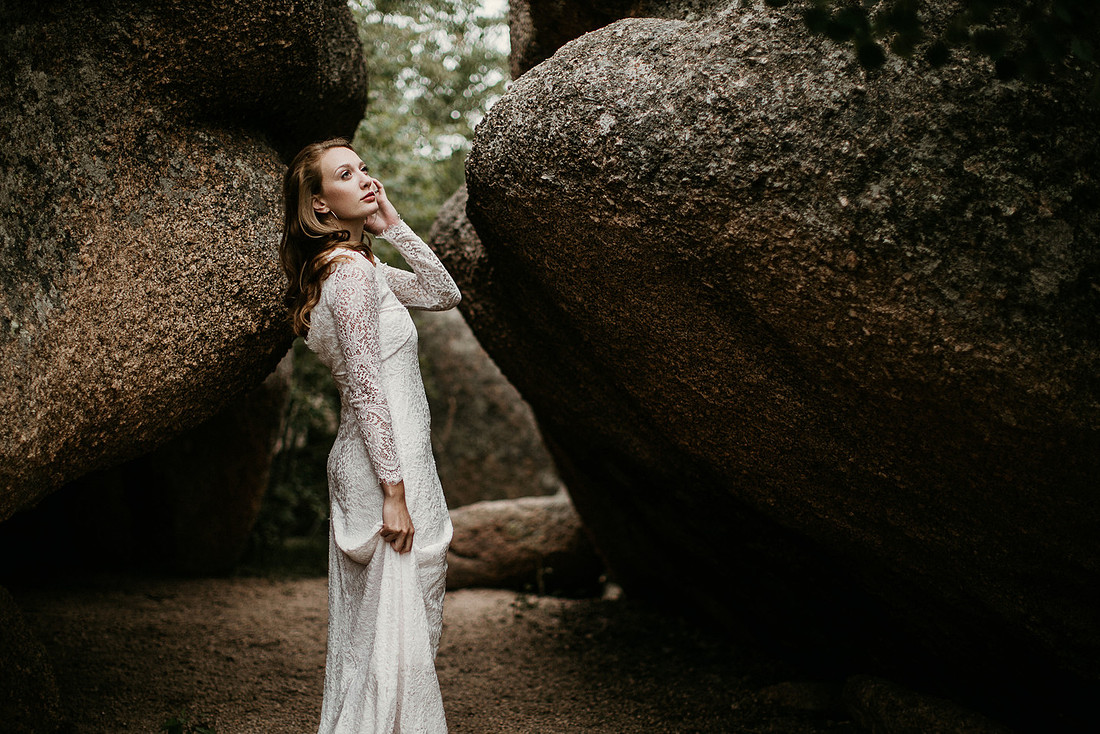 LJ - Destination Elopement Bride - Colorado - Wyoming - Joshua Tree - Yosemite-55