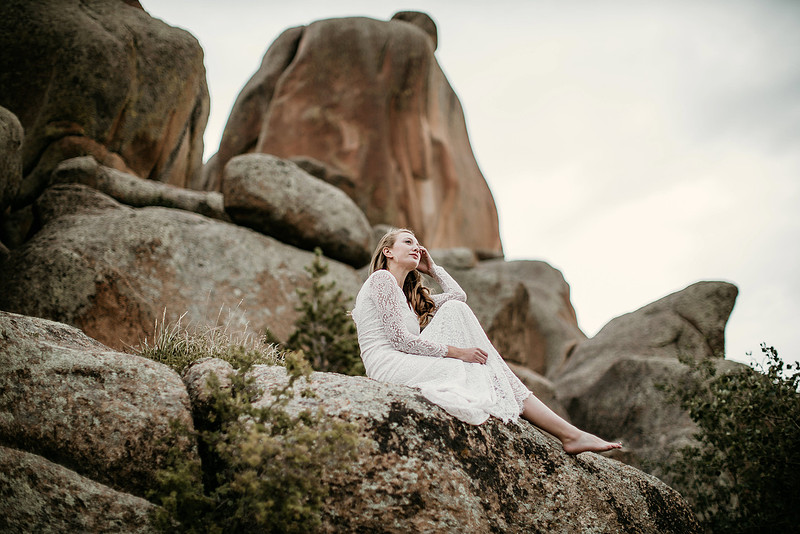 LJ - Destination Elopement Bride - Colorado - Wyoming - Joshua Tree - Yosemite-32