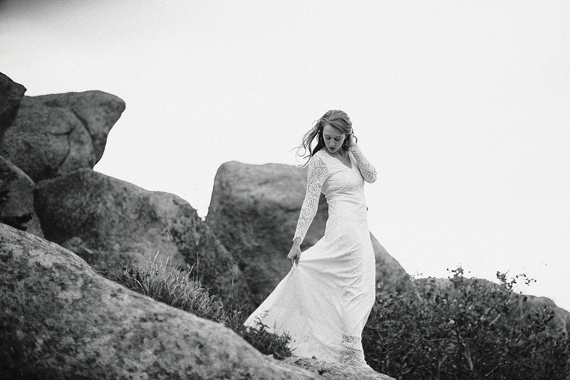 LJ - Destination Elopement Bride - Colorado - Wyoming - Joshua Tree - Yosemite-37