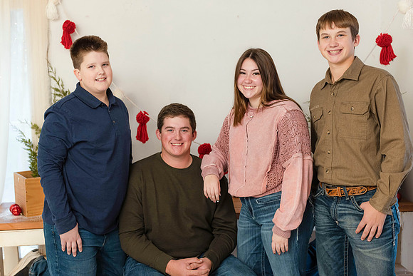 Gallivan - Holiday 2024 (40 of 80)