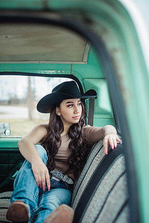 valerie-33